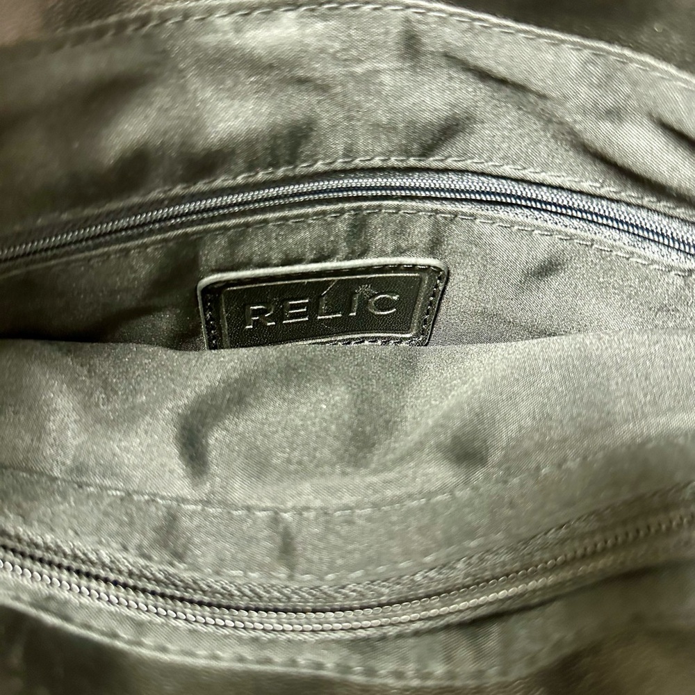Relic multi pattern, large purse - Picture 3 of 3